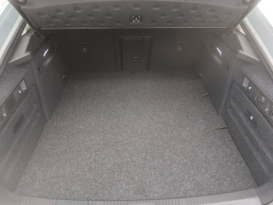 Škoda Superb - 2023