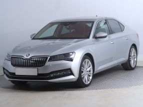 Škoda Superb - 2023