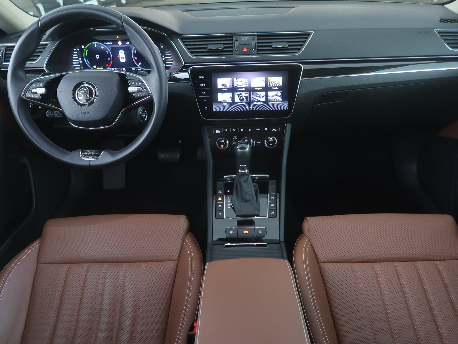 Škoda Superb - 2023