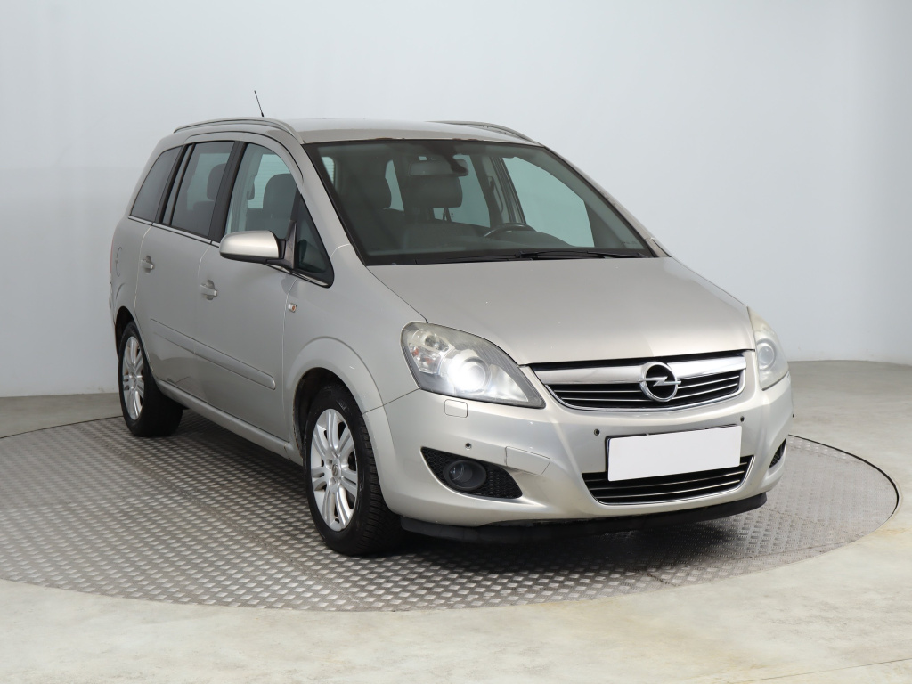 Opel Zafira, 2009