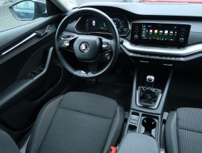 Škoda Octavia - 2021