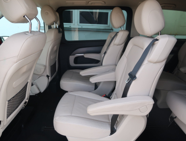 Mercedes-Benz V - 2021