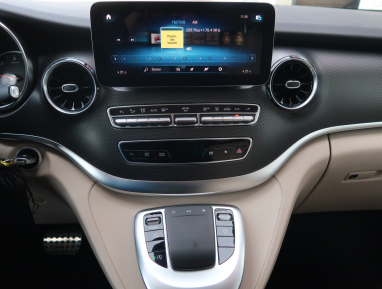 Mercedes-Benz V - 2021