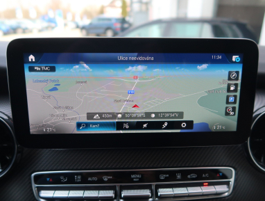 Mercedes-Benz V - 2021