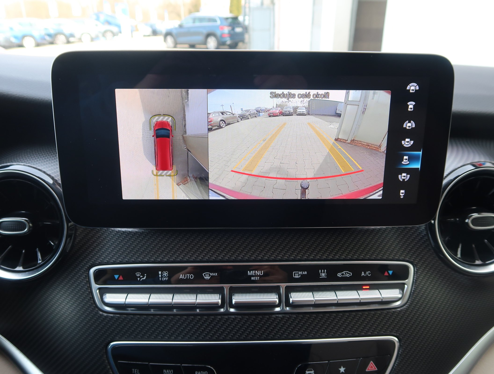 Mercedes-Benz V - 2021