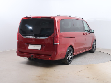 Mercedes-Benz V - 2021