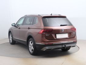 Volkswagen Tiguan - 2018