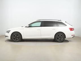 Škoda Superb - 2016