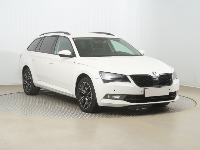 Škoda Superb 2016
