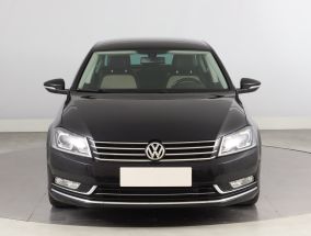 Volkswagen Passat - 2012