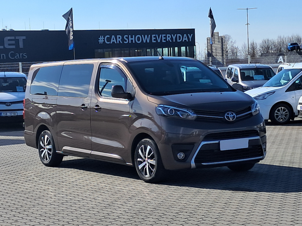 Toyota Proace Verso