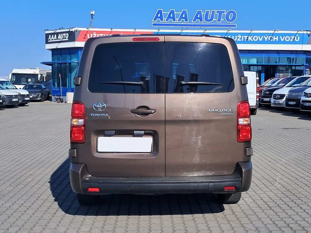 Toyota Proace Verso
