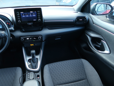 Toyota Yaris - 2021