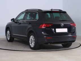 Volkswagen Tiguan - 2018