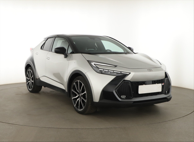 Toyota C-HR 2025