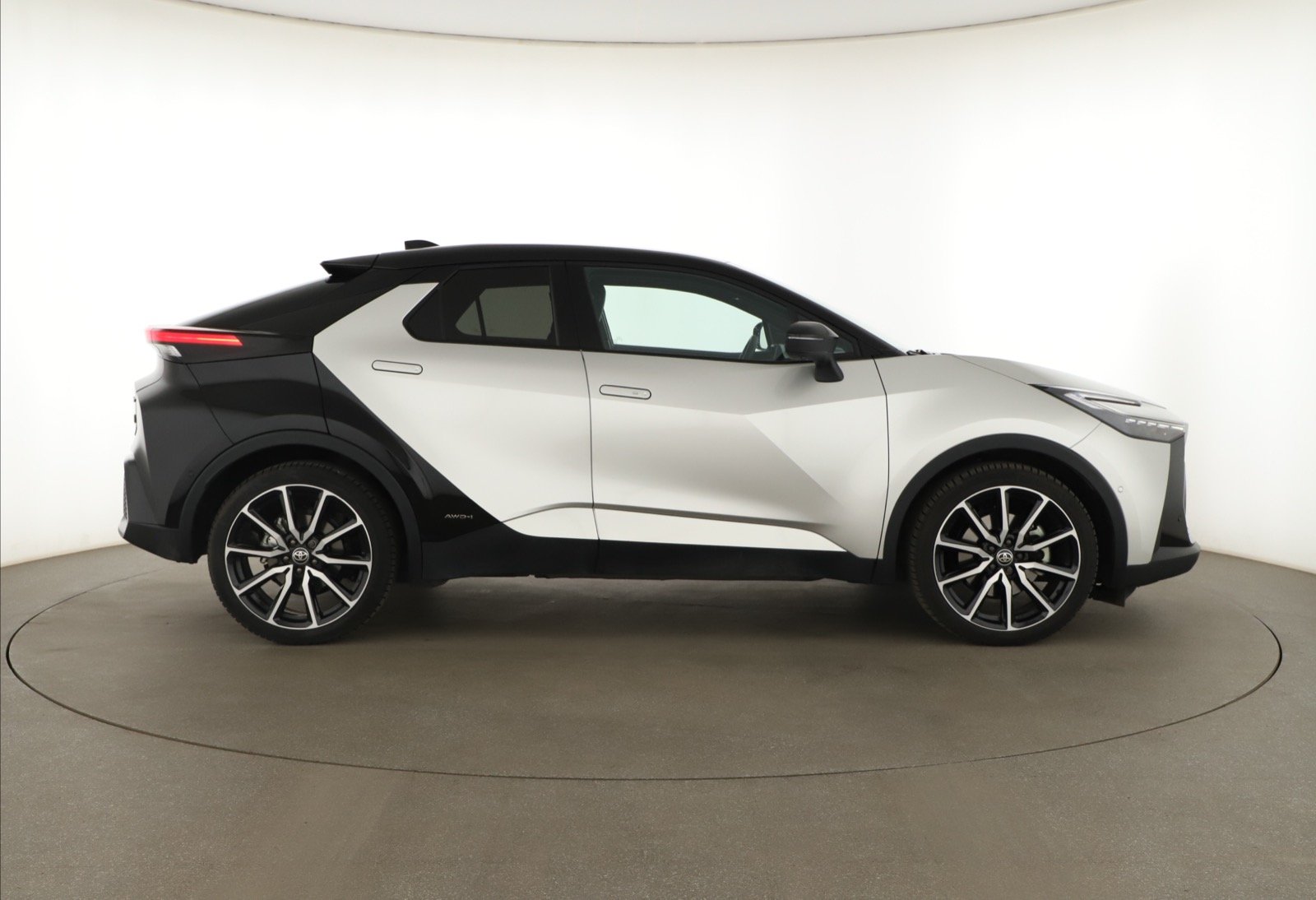 Toyota C-HR - 2025