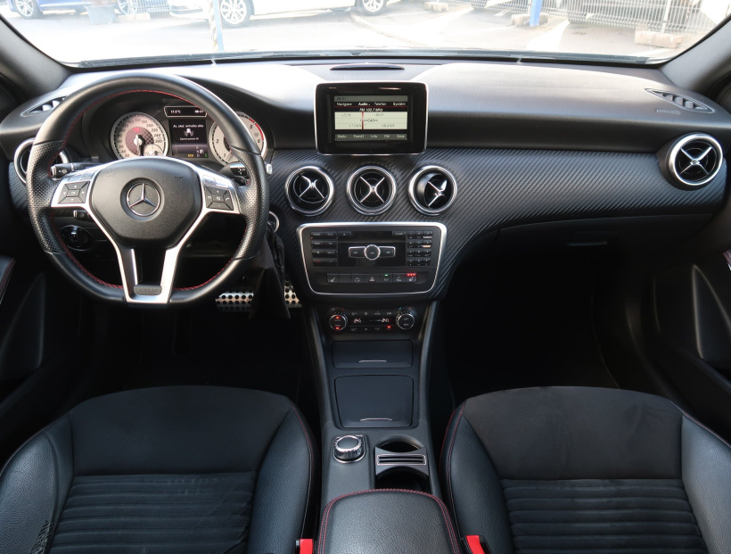 Mercedes-Benz A, 2013