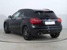 Mercedes-Benz GLA - 2014