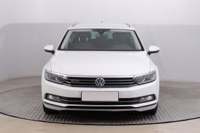 Volkswagen Passat - 2016
