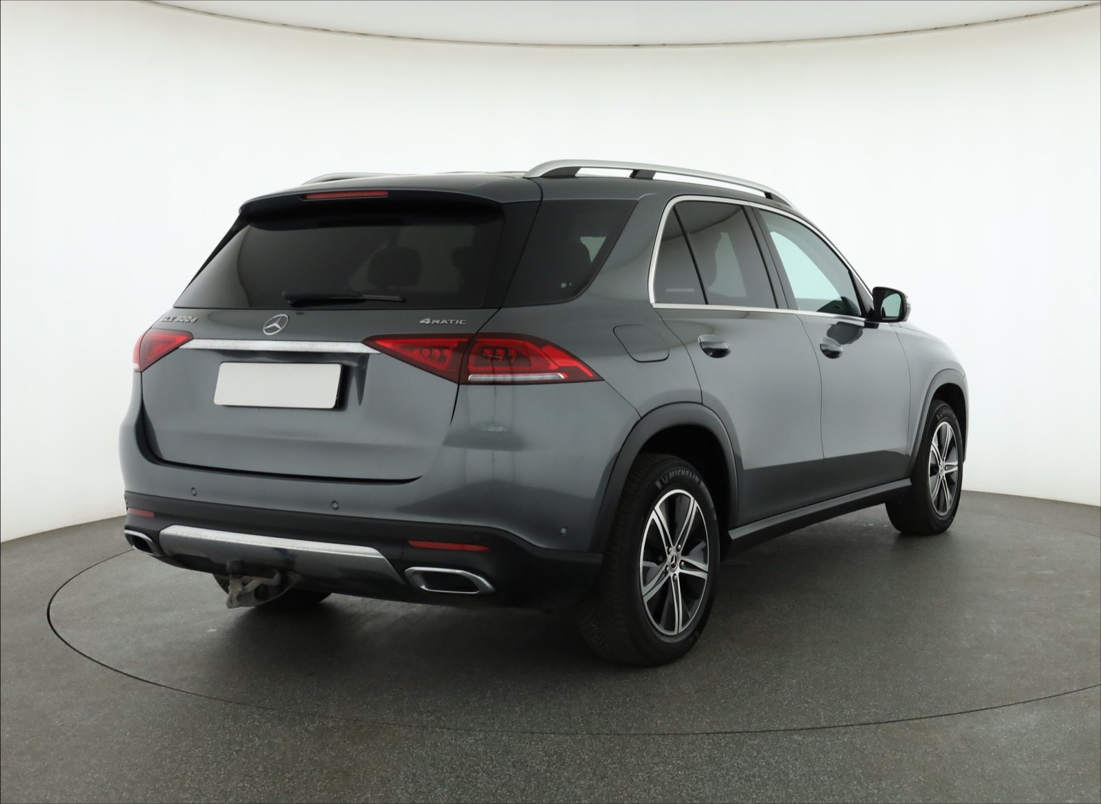 Mercedes-Benz GLE - 2021