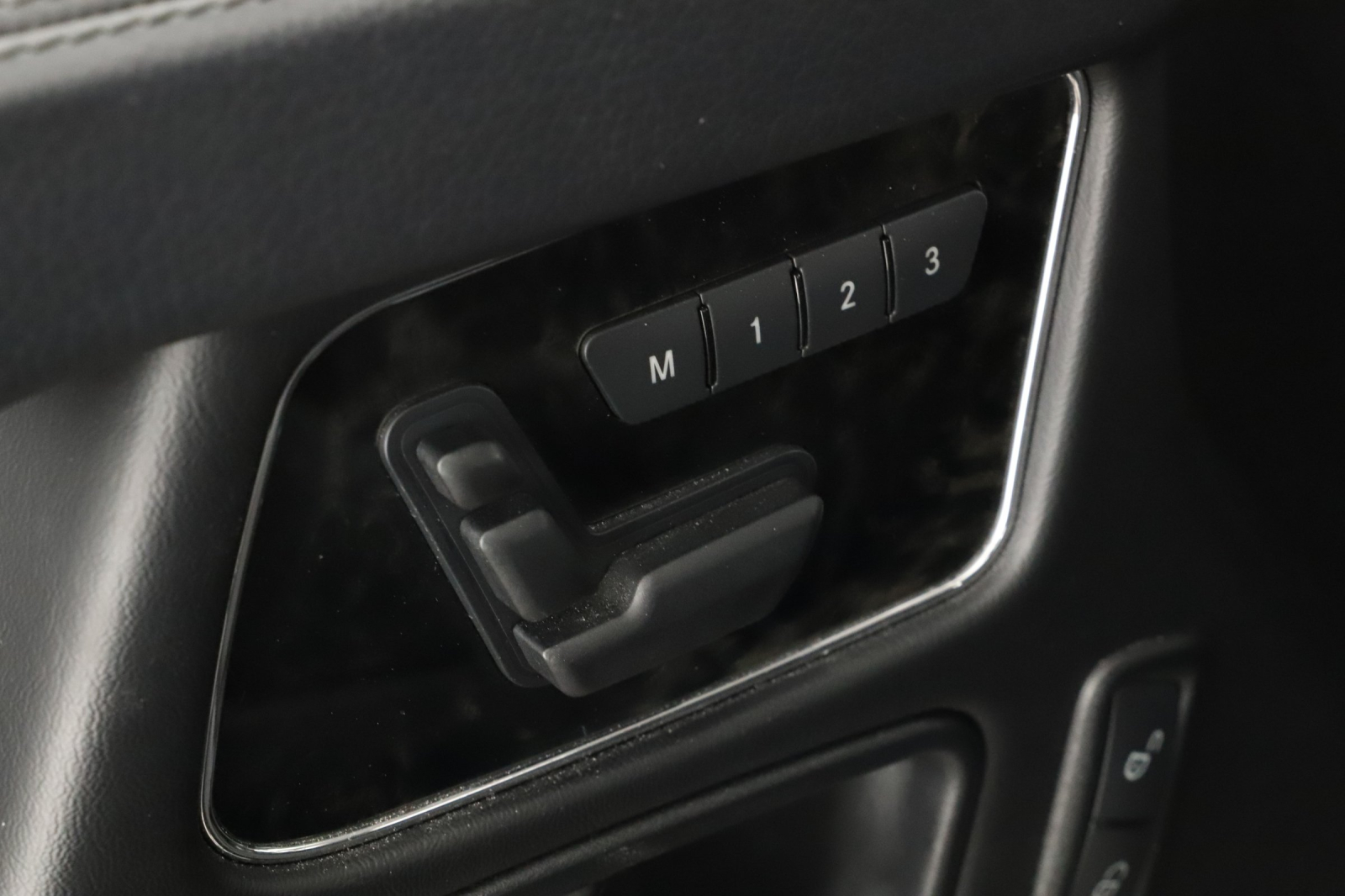 Mercedes-Benz G - 2014