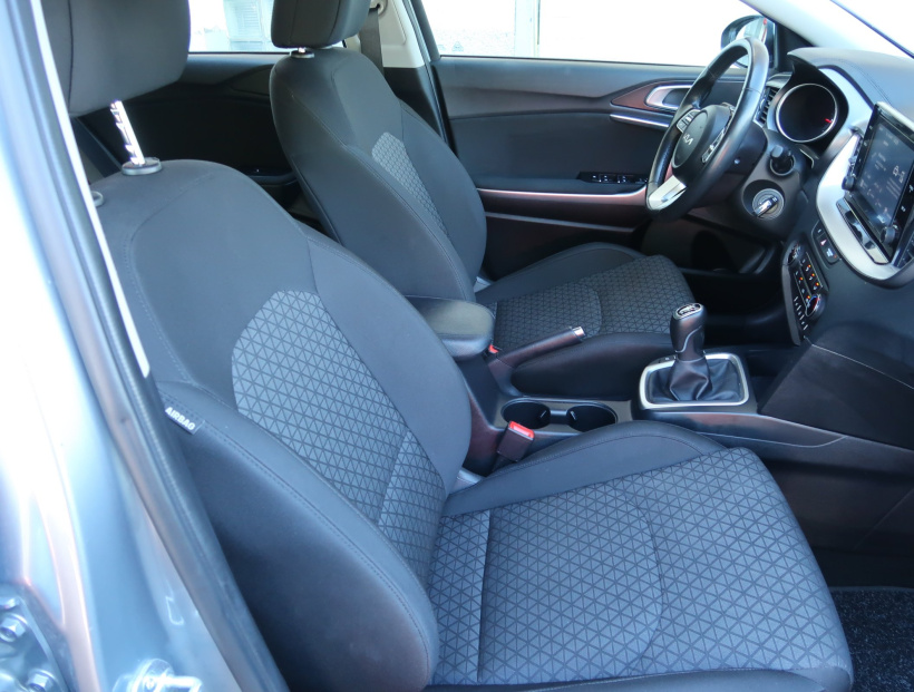 Kia Ceed, 2023