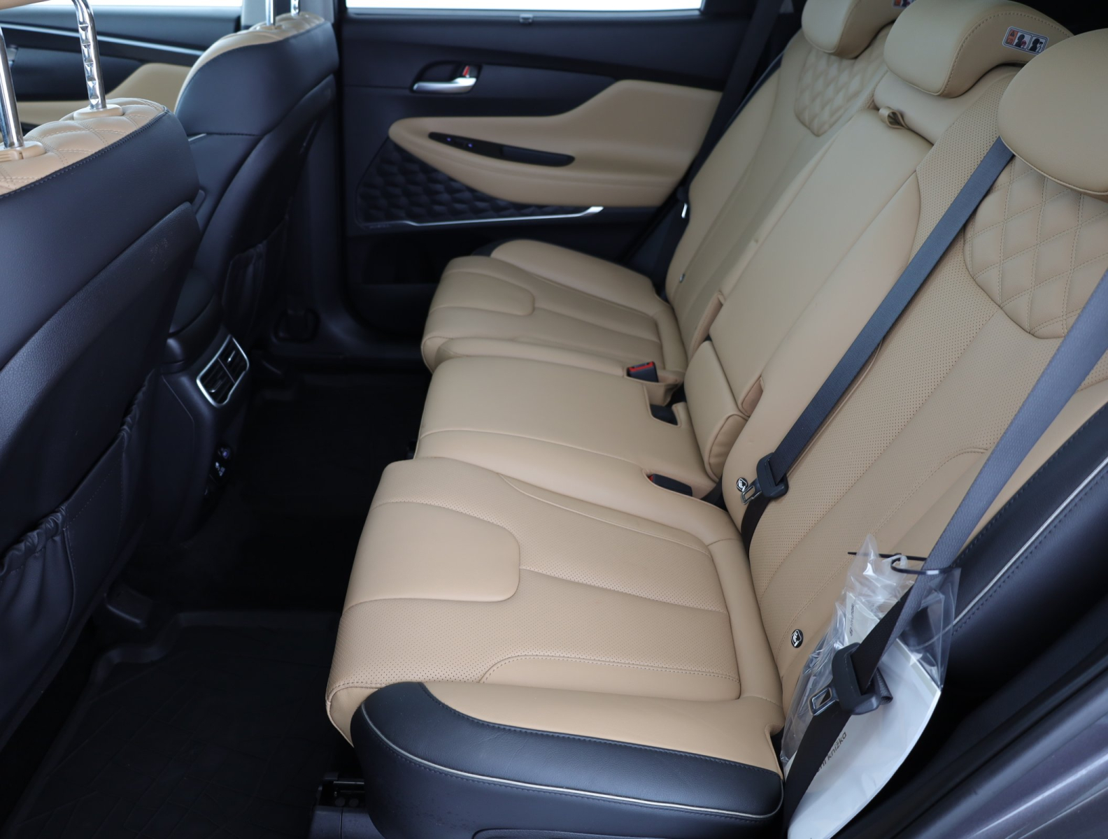 Hyundai Santa Fe - 2023