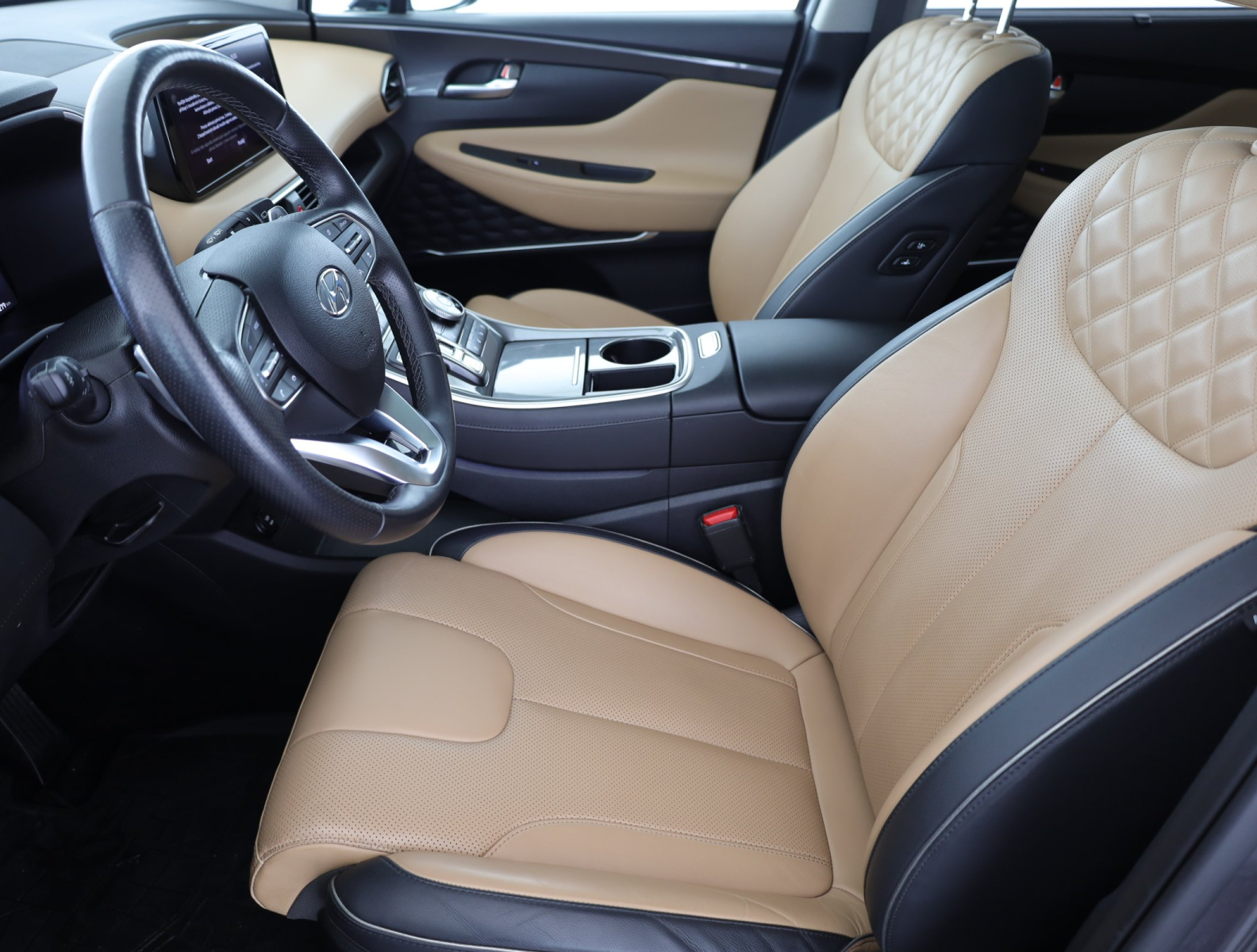 Hyundai Santa Fe - 2023