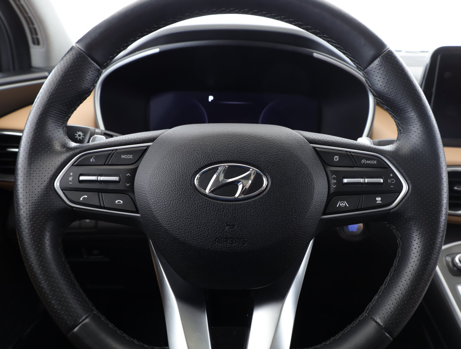 Hyundai Santa Fe - 2023