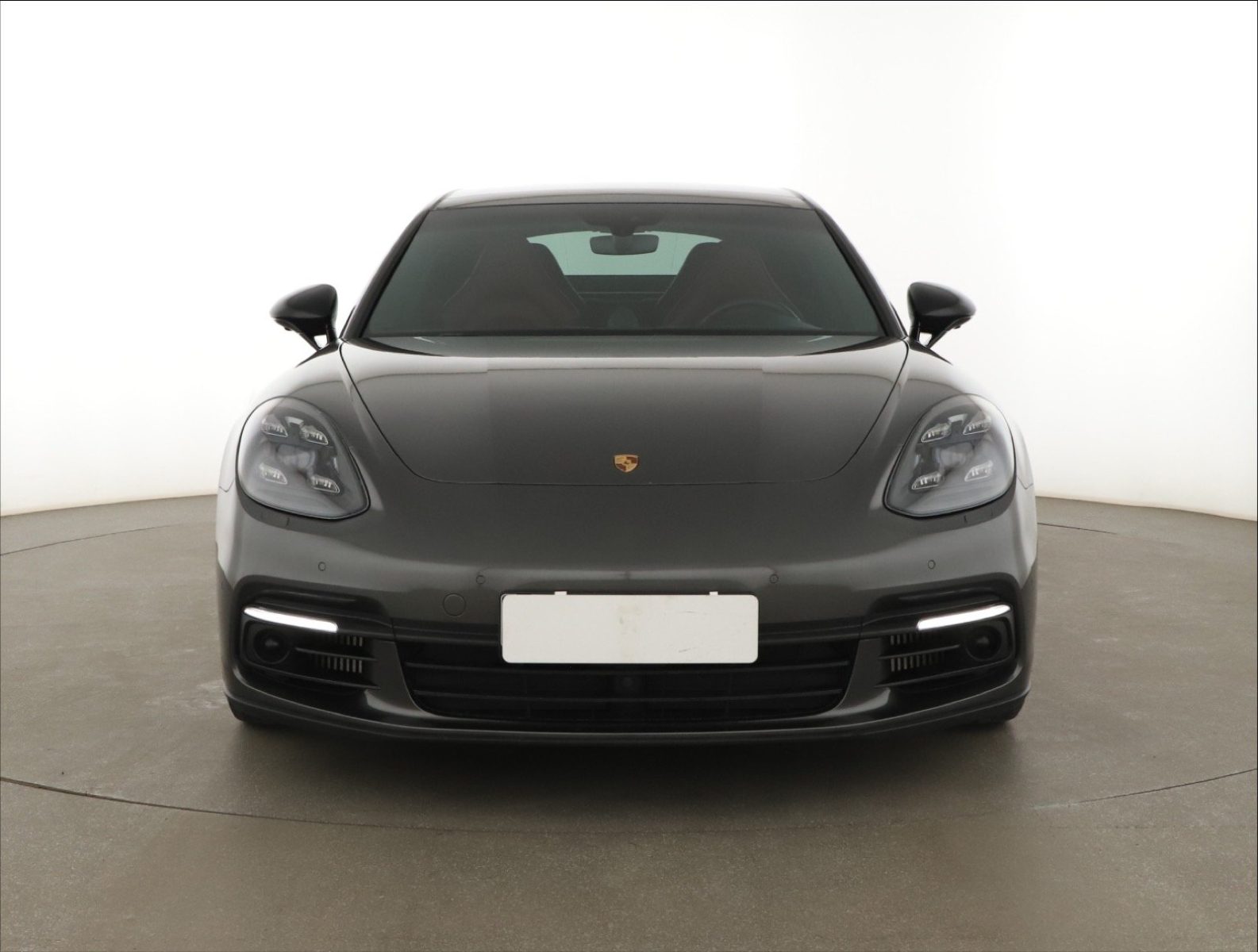 Porsche Panamera - 2018