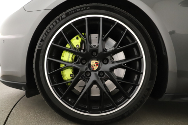 Porsche Panamera - 2018