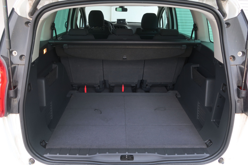 Peugeot 5008, 2015