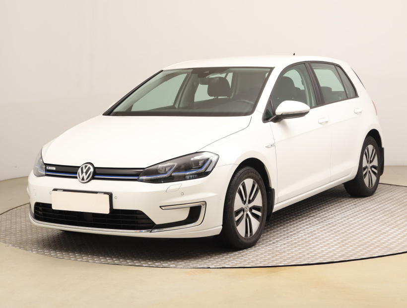 Volkswagen e-Golf, 2018