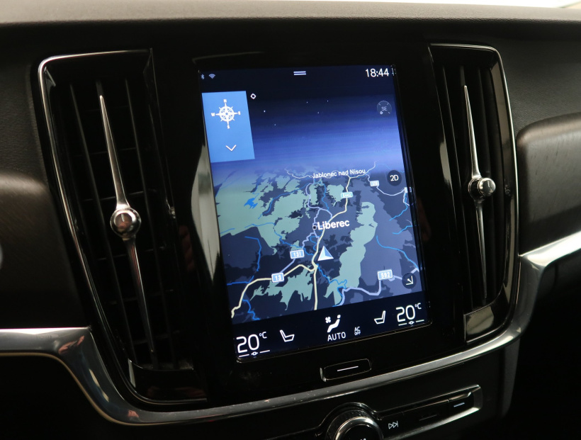 Volvo V90 Cross Country, 2017