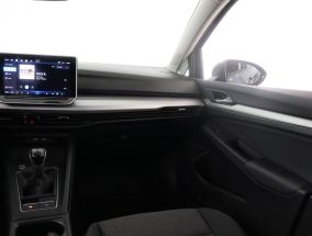 Volkswagen Golf - 2024