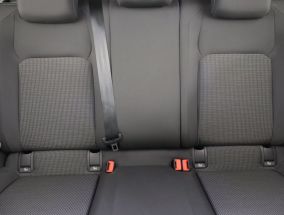 Volkswagen Golf - 2024