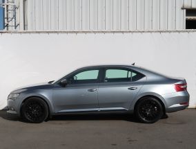 Škoda Superb - 2016