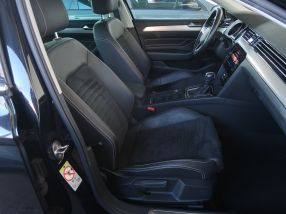 Volkswagen Passat - 2020