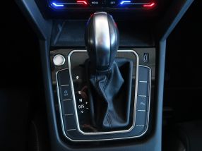 Volkswagen Passat - 2020