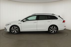 Volkswagen Golf - 2022