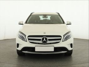 Mercedes-Benz GLA - 2016