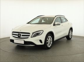 Mercedes-Benz GLA - 2016