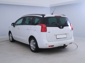 Peugeot 5008 - 2016