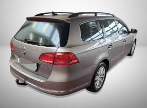 Volkswagen Passat - 2012