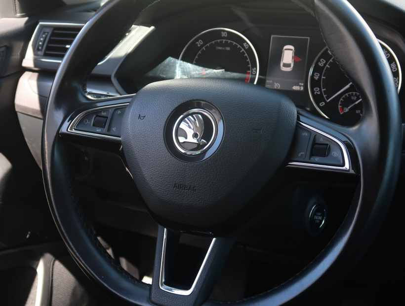 Škoda Superb, 2015
