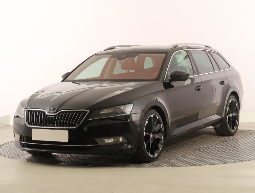 Škoda Superb, 2015
