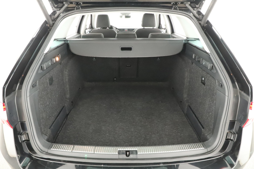 Škoda Superb, 2015