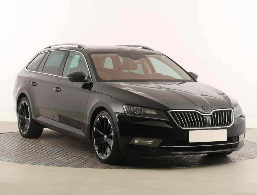 Škoda Superb, 2015