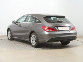 Mercedes-Benz CLA - 2015