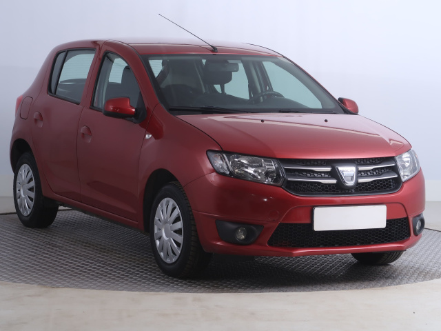 Dacia Sandero 2015